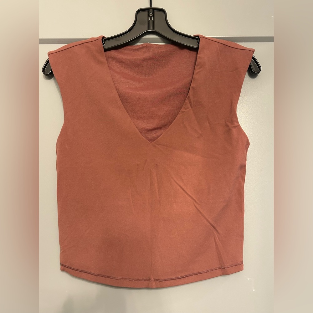 Athleta Women's V-Neck Sleeveless Top with built in shelf bra - Rose